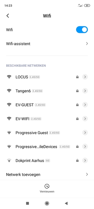 Selecteer het draadloze netwerk waarmee u verbinding wilt maken