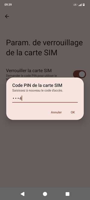 Veuillez confirmer votre nouveau code PIN de la carte SIM et sélectionner OK