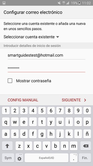 Introduzca su dirección de Hotmail y su contraseña. Seleccione SIGUIENTE