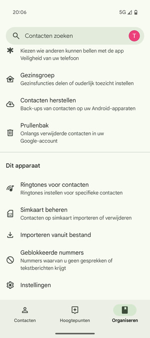 Scroll naar en selecteer Simkaart beheren