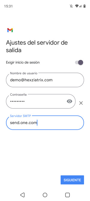 Introduzca la dirección de servidor saliente y seleccione SIGUIENTE