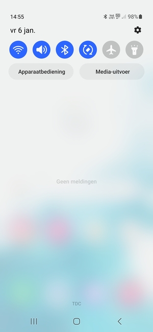 Schuif naar beneden in het bovenste menu opnieuw