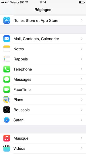 Faites défiler et sélectionnez Mail, Contacts, Calendrier