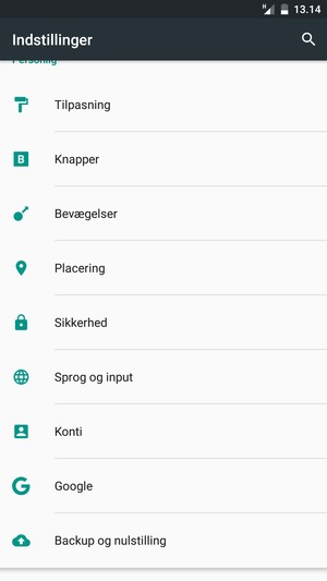 Scroll til og vælg Sikkerhed eller Sikkerhed og fingeraftryk