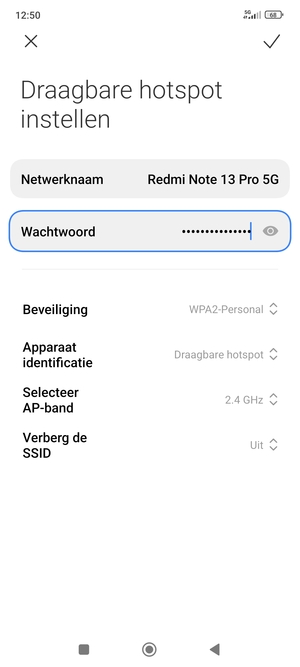 Voer een wachtwoord van een WiFi-hotspot in van ten minste 8 tekens en selecteer OK