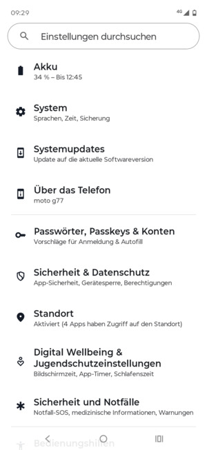 Scrollen Sie und wählen Sie Passwörter, Passkeys & Konten