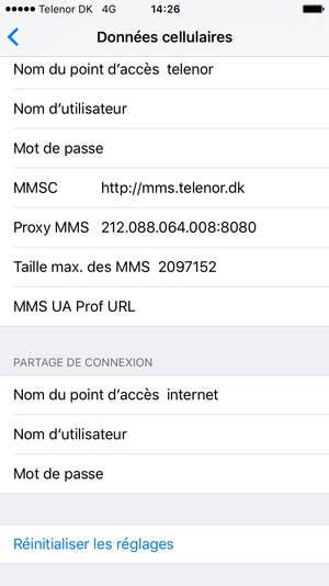 Faites défiler et sélectionnez Réinitialiser les réglages