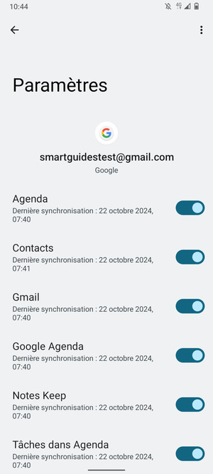 Assurez-vous que Contacts est sélectionné