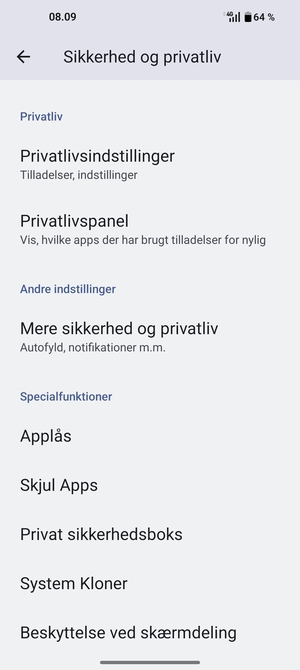Scroll til og vælg Mere sikkerhed og privatliv