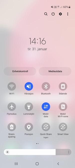 Velg Vibrasjon for å bytte til lydløs