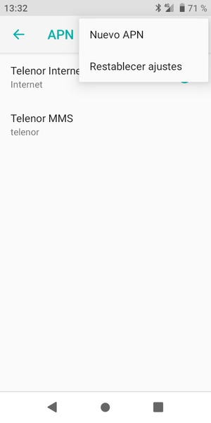 Seleccione Restablecer ajustes