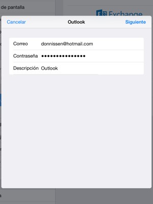 Introduzca información de Gmail o Hotmail y seleccione Siguiente
