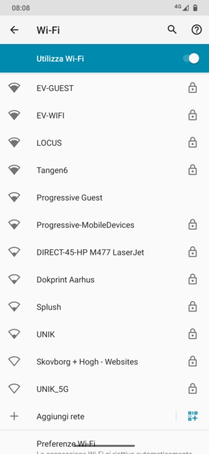 Seleziona la rete wireless a cui desideri connetterti