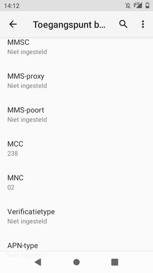 Scroll naar beneden en voer internetgegevens in