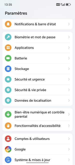 Faites défiler et sélectionnez Sécurité & vie privée