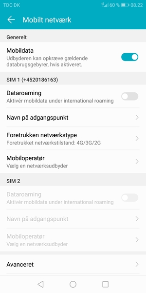Scroll til SIM 1 eller SIM 2 og vælg Navn på adgangspunkt