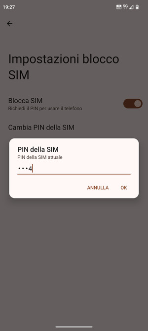 Inserisci PIN della SIM attuale e seleziona OK