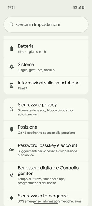 Scorri e seleziona Sicurezza e privacy