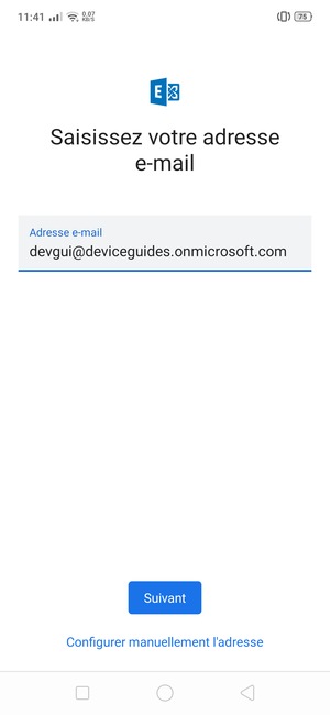 Saisissez votre adresse e-mail et sélectionnez Configurer manuellement l'adresse