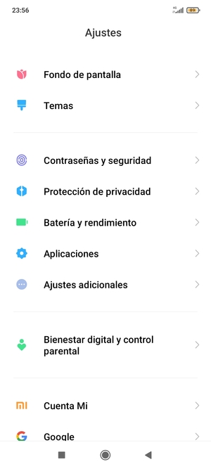 Desplácese y seleccione Contraseñas y seguridad