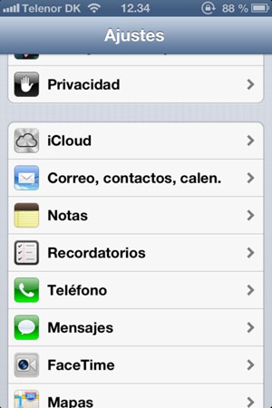 Desplácese y seleccione Correo, contactos, calen.