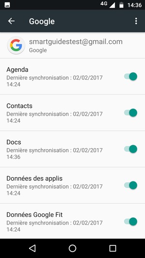 Assurez-vous que Contacts est sélectionné