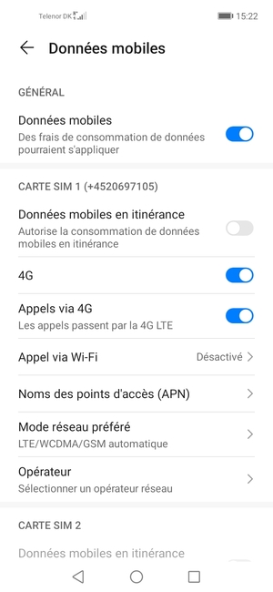 Faites défiler jusqu'à CARTE SIM 1 ou CARTE SIM 2 et sélectionnez Noms des points d'accès (APN)