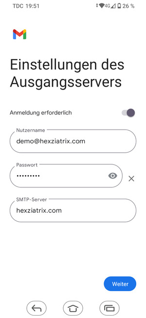 Geben Sie die Server-Adresse für ausgehende Post ein und wählen Sie Weiter