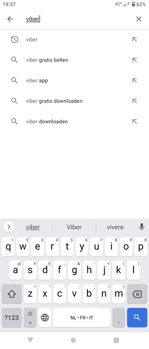 Voer de app-naam in en selecteer Zoeken