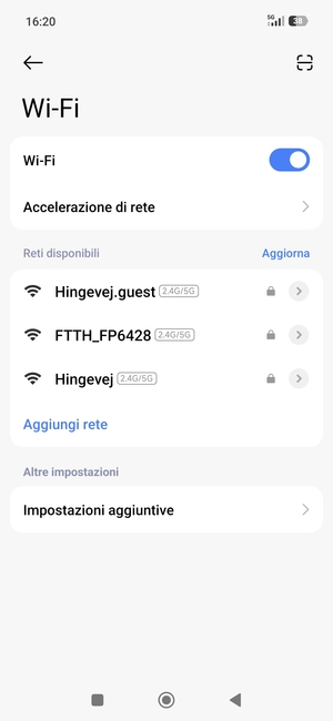 Seleziona la rete wireless a cui desideri connetterti