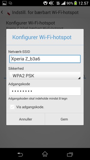 Indtast en Wi-Fi-hotspot adgangskode på minimum 8 tegn og vælg Gem