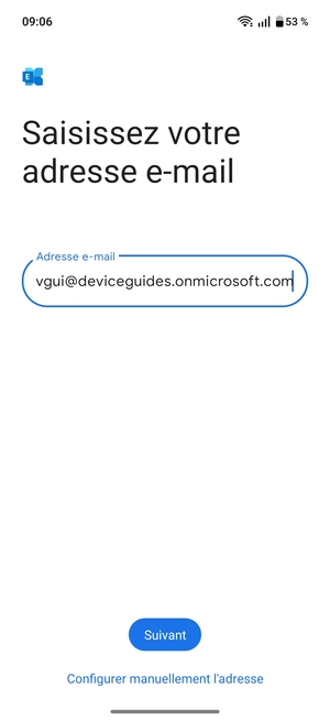 Saisissez votre adresse e-mail et sélectionnez Configurer manuellement l'adresse