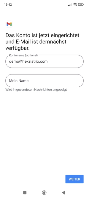 Geben Sie Ihrem Konto einen Namen und geben Sie Ihren Namen ein. Wählen Sie WEITER
