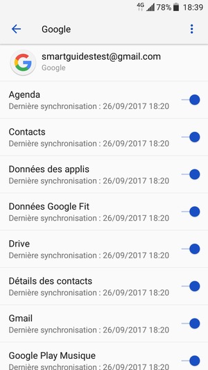 Assurez-vous que Contacts est sélectionné