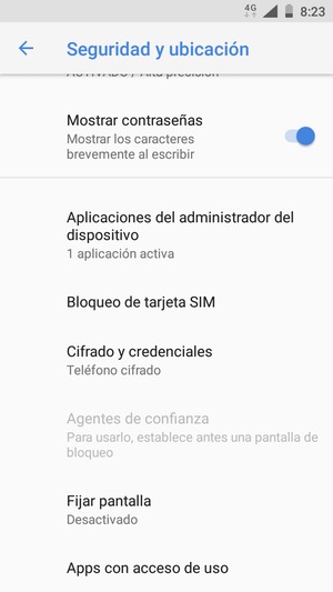 Desplácese y seleccione Bloqueo de tarjeta SIM