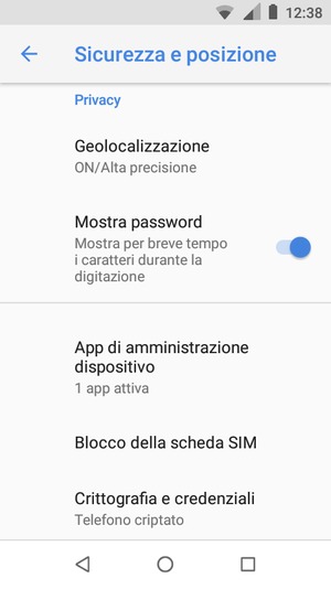 Scorri e seleziona Blocco della scheda SIM