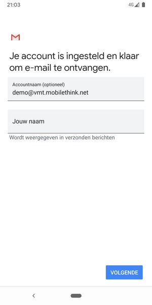 Geef uw account een naam en voer uw naam in. Selecteer VOLGENDE