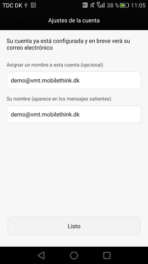 Déle a su cuenta un nombre y escriba su nombre. Seleccione Listo