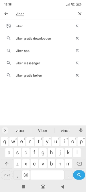 Voer de app-naam in en selecteer Zoeken