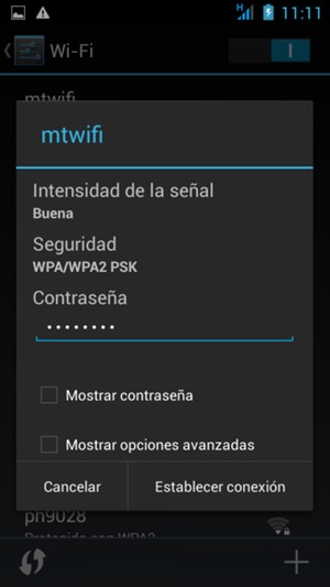 Introduzca la contraseña de Wi-Fi y seleccione Establecer conexión