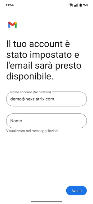 Scegli un nome per il tuo account e inserisci il tuo nome. Seleziona Avanti