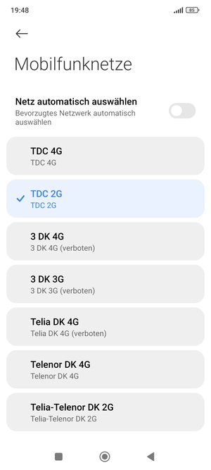 Wählen Sie einen Netzbetreiber von der Liste