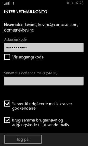 Fjern markeringen i tjekboksen Server til udgående mails kræver godkendelse. Vælg log på