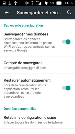 Activez Sauvegarder mes données et sélectionnez Compte de sauvegarde