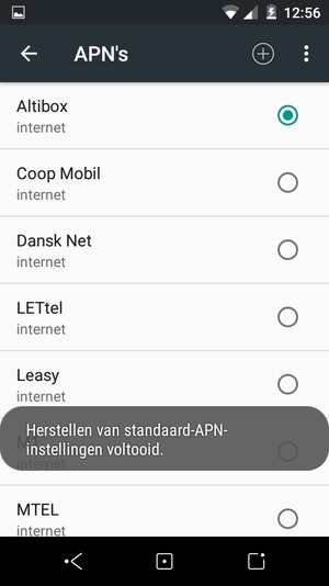 Uw telefoon wordt teruggezet naar standaard internet- en mms-instellingen