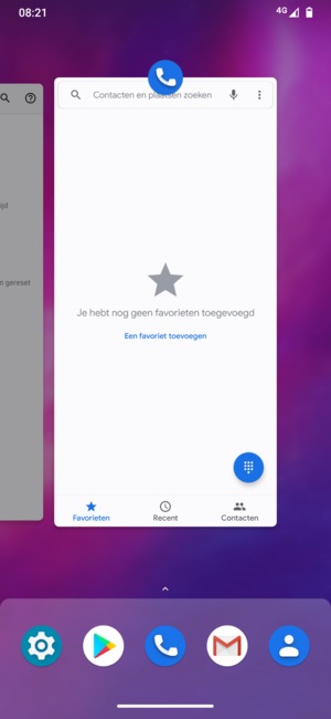 Veeg apps naar boven om ze te sluiten. Dit spaart de batterij.
