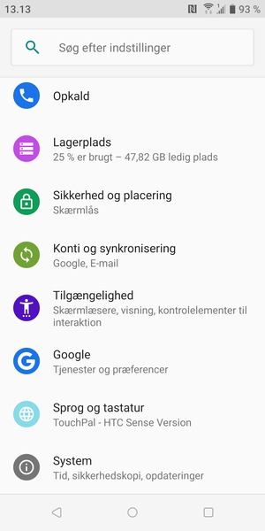 Vend tilbage til menuen Indstillinger og vælg Konto og synkronisering