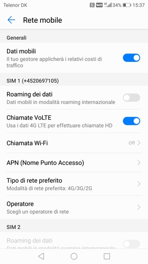Scorri fino a SIM 1 o SIM 2 e seleziona APN (Nome Punto Accesso)
