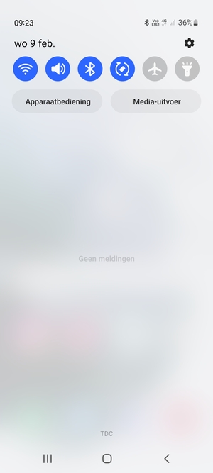Schuif naar beneden in het bovenste menu opnieuw