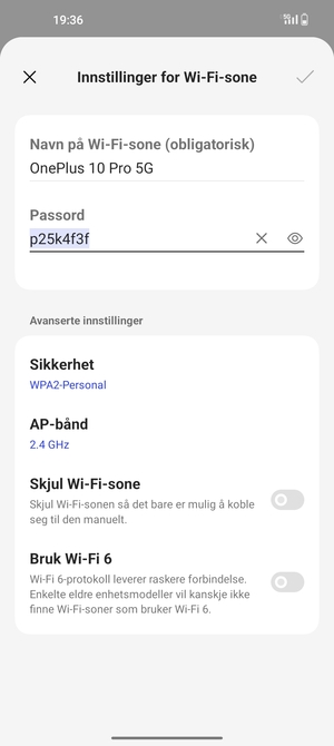 Skriv inn et Wi-Fi hotspot-passord på minst 8 tegn og velg OK